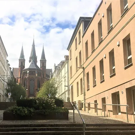 Schwerin Am Pfaffenteich 1. Obergeschoss
